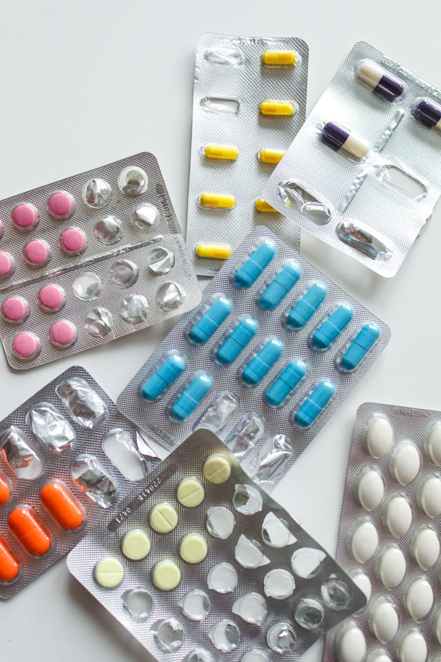 L’autogestione della salute tra farmaci da banco, e-commerce e Intelligenza Artificiale